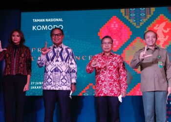 Hasil Kajian : Taman Nasional Komodo Perlu Pembatasan Pengunjung