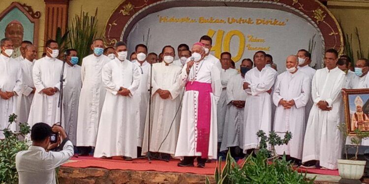 Uskup Larantuka, Mgr. Frsnsiskus Kopong Kung : “Hidupku Bukan Untuk Diriku”