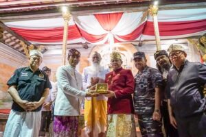 Terima Gelar Kehormatan Dharma Padma Negara, Ketua MPR RI Bamsoet Ingatkan Pentingnya Membangun Literasi Kebudayaan