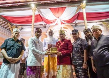 Terima Gelar Kehormatan Dharma Padma Negara, Ketua MPR RI Bamsoet Ingatkan Pentingnya Membangun Literasi Kebudayaan