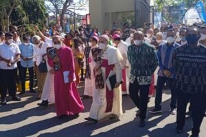 Gubernur NTT: Uskup Agung Kupang Mgr Petrus Turang adalah Guru, Orangtua, dan Sahabat