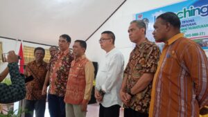 Bupati Jawa Resmikan Aula Anton Enga Tifaona