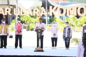 Presiden Jokowi Resmikan Perluasan Bandara Komodo dan Kawasan Marina Labuan Bajo