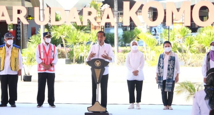 Presiden Jokowi Resmikan Perluasan Bandara Komodo dan Kawasan Marina Labuan Bajo