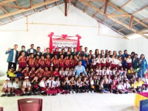 Bupati Don Bosco Do Tekad Produksi Minyak Kelapa Sehat di Keo Tengah