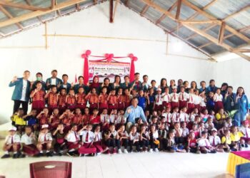 Bupati Don Bosco Do Tekad Produksi Minyak Kelapa Sehat di Keo Tengah