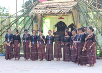 Mahasiswa KKNT-PPM UNWIRA BAMA “Mengenal Ritual Koke Bale Lewat Festival Lewokluok