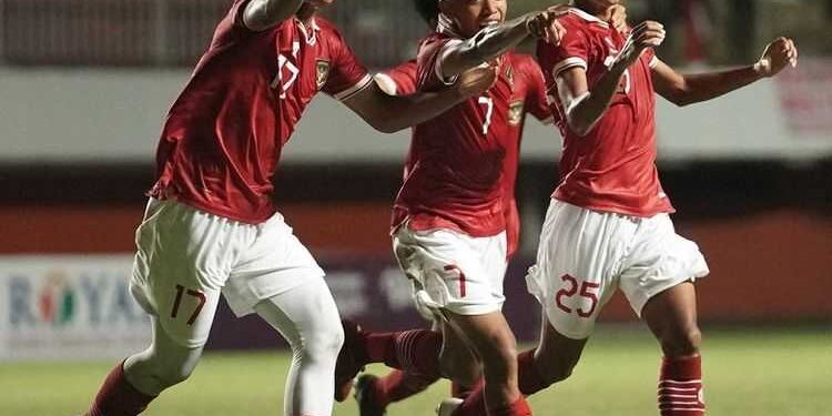 Timnas Indonesia U-16 Tembus Final Lawan Vietnam