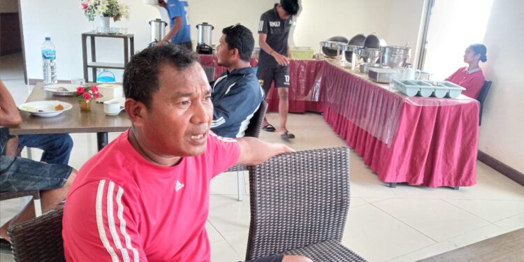 Hasan Wahar : “Demi Lewotana Lembata Saya Terima Tugas Melatih Persebata