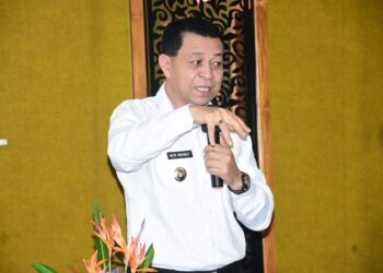 Wakil Bupati Manggarai Heri Ngabut Tiba Kembali Lembata Tonton Laga Persim VS Perserai