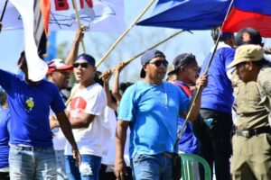 Kapten Kapal Pesiar Gani Hurek Dukung Suporter Lomblen Mania