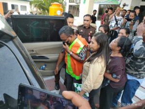 Sekda Flotim Tersangka Kasus Covid-19