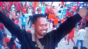 Suporter Perseftim Gelorakan GOR 99 : Taklukan Persematim 2-1