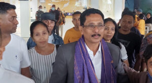 Marthen Dira Tome Bebas Penjara : Cinta Saya Untuk NTT Tetap Mengalir