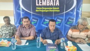 Buku Sejarah Lembata Kado Terindah HUT Otonomi Lembata Ke-23
