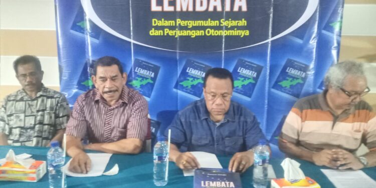Buku Sejarah Lembata Kado Terindah HUT Otonomi Lembata Ke-23