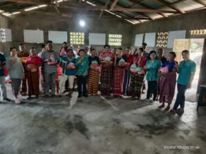 Kades Warawatung : Terima Kasih Bunda Julie Laiskodat