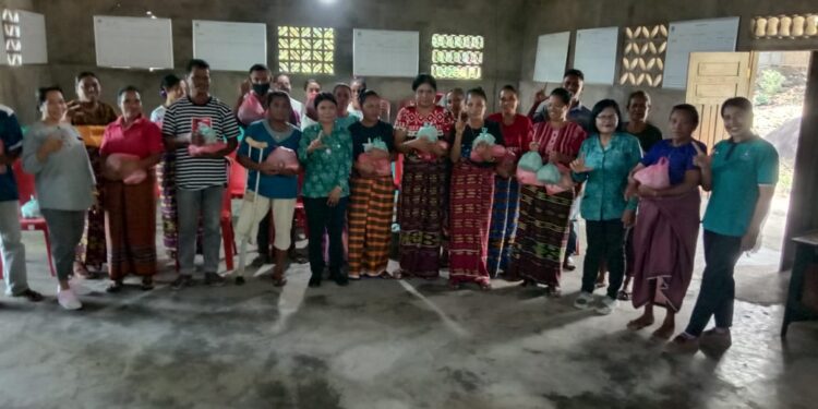 Kades Warawatung : Terima Kasih Bunda Julie Laiskodat