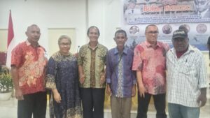 Gorys Keraf  Tidak Membawa Popularitas ke Rumah