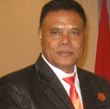 Amati, Tiru, dan Modifikasi (Eulogi alm Lukas Lagar Tolok)