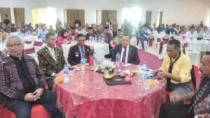 Prof. Dr. Alo Liliweri,MS : Thomas Ataladjar, Sejarawan Berhasil Menyusun “Percakapan Awal” Tentang Lembata