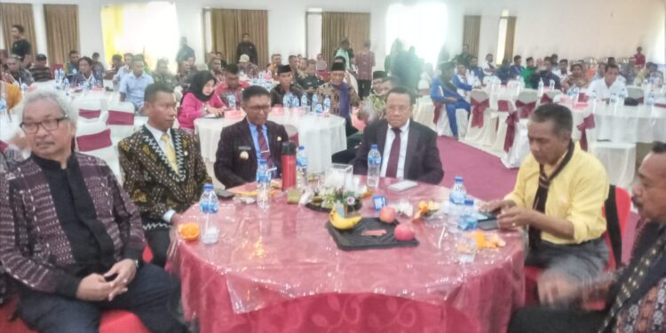 Prof. Dr. Alo Liliweri,MS : Thomas Ataladjar, Sejarawan Berhasil Menyusun “Percakapan Awal” Tentang Lembata