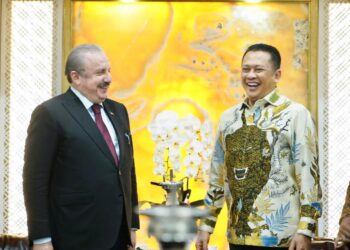 Terima Telepon Ketua Parlemen Turki, Ketua MPR Bamsoet: Turki Kirim Bantuan Korban Gempa Cianjur