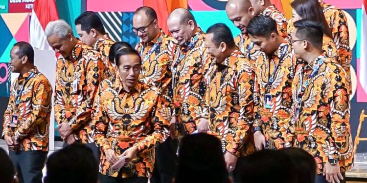 Ketua MPR RI Bamsoet Dampingi Presiden Jokowi Buka Munas HIPMI XVII di Surakarta