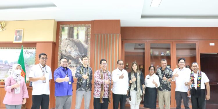 Wagub Tegaskan Pemprov  NTT Komitmen Pemanfaatan Laut
