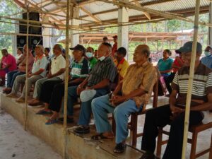 Warga Atadei Ragukan Kualitas Jalan PEN