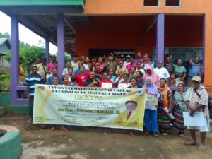 De Rosari Bantu Kelompok Tani Tubungwalang