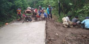 Menerobos Jalur Tengah Lembata yang Kaya