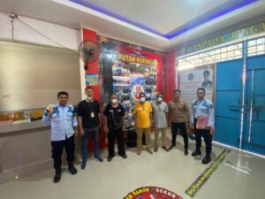 Kejari Lembata Limpahkan Tiga Tersangka Korupsi ke Rutan Kupang