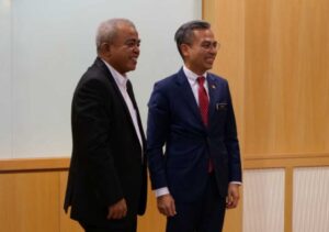 Hari Pers Nasional di Medan,Undang Menteri Komunikasi Malaysia Fahmi Fadzil