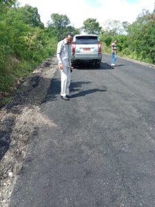 Wakil Ketua DPRD Lembata Soroti Kualitas Jalan Segmen SDK 2-SMAN 2 Lewoleba