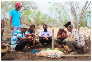 “Jangan Rakus dengan Tanah” Setahun Wafatnya Maksi Hadung Boleng