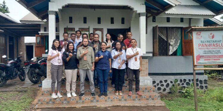 Yuanita Wake Beri Penguatan Bagi Panwaslu di Atadei