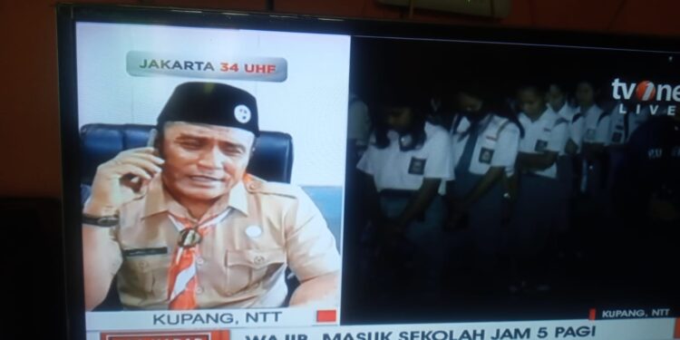 Kadis Pendidikan NTT Linus Lusi Angkat Bicara Masuk Sekolah Jam 5 Pagi