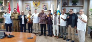 Melky Mekeng Atasi Kelangkaan BBM Lembata-Flotim