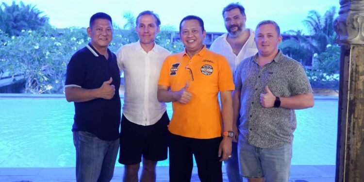 Kunjungi Kampung Rusia, Ketua MPR Bamsoet Dorong Bali Jadi Tujuan Wisata Turis Digital Nomads