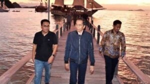 Presiden Tiba Labuan Bajo Cek Persiapan KTT ASEAN