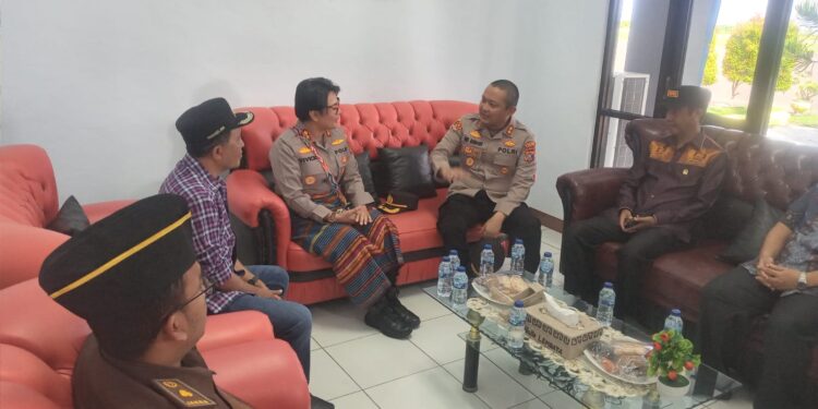 AKBP Vivick : Bangga Mengabdi Tanah Leluhur Lembata, Sidak APMS