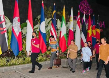 Presiden Jokowi Kunjungi Kawasan Wisata Kuliner Kampung Ujung Labuan Bajo