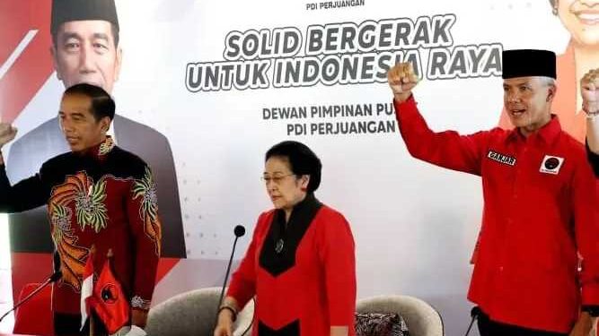 Elektabilitas PDIP dan Ganjar Terancam Jika Berseberangan Dengan Jokowi