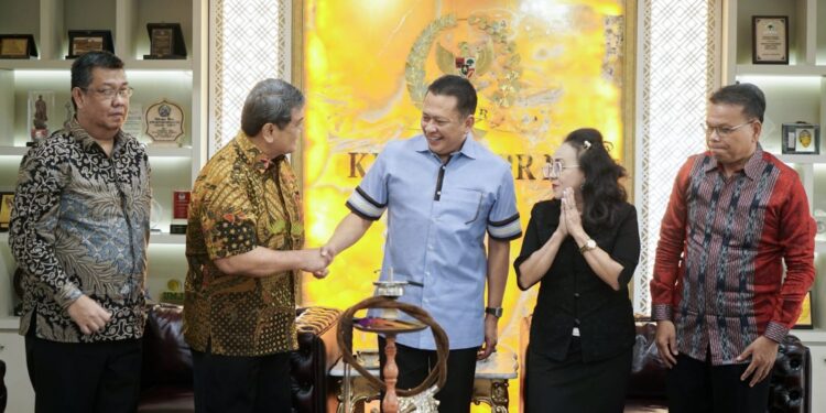 Ketua MPR Bamsoet Dukung Lawatan Obor Paskah Nasional dan Silaturahmi Kebangsaan