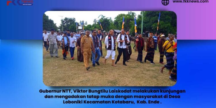 Gubernus NTT Serahkan Bantuan Pendidikan Bagi SMA/SMK  di  Ende