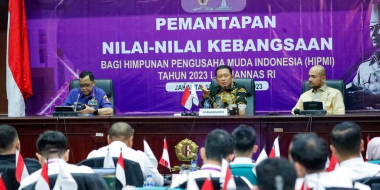 Beri Pembekalan di Lemhannas RI, Ketua MPR Bamsoet Ajak Pengusaha Muda HIPMI Manfaatkan Bonus Demografi, Dukung Pembangunan Nasional