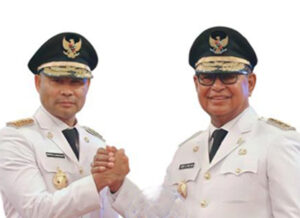 Viktor Mundur dari Gubernur NTT