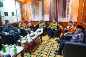 Rapat Konsultasi Pimpinan MPR RI dengan Pimpinan DPD RI