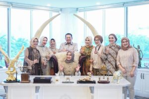 Terima Pengurus Ikatan Mantan Awak Kabin Garuda Indonesia, Ketua MPR Bamsoet Ajak Kembangkan Perekonomian Nasional